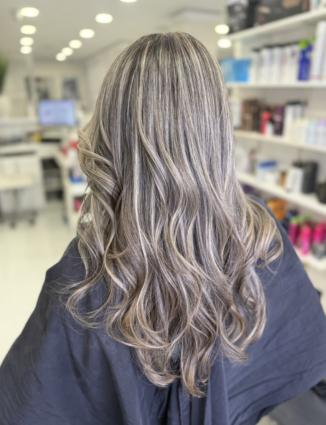 Beige Ash Blonde Highlights & Blowout
